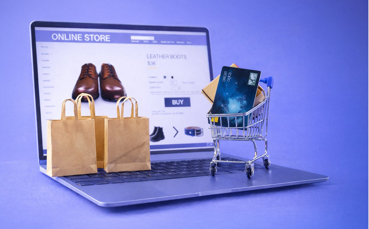 ¿Cuál es la estrategia más efectiva para recomendar productos en un E-commerce?